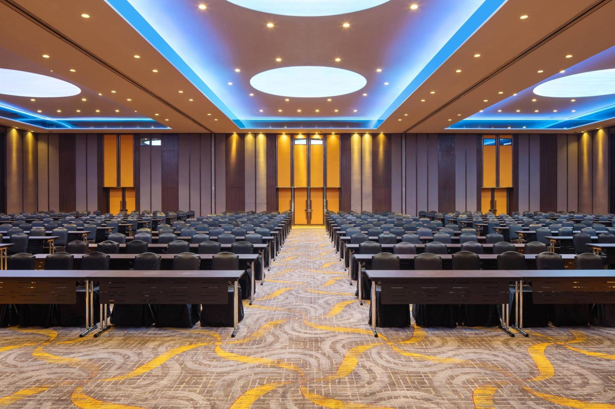 Sheraton Saigon Grand Opera Hotel Ho Chi Minh City Exterior photo