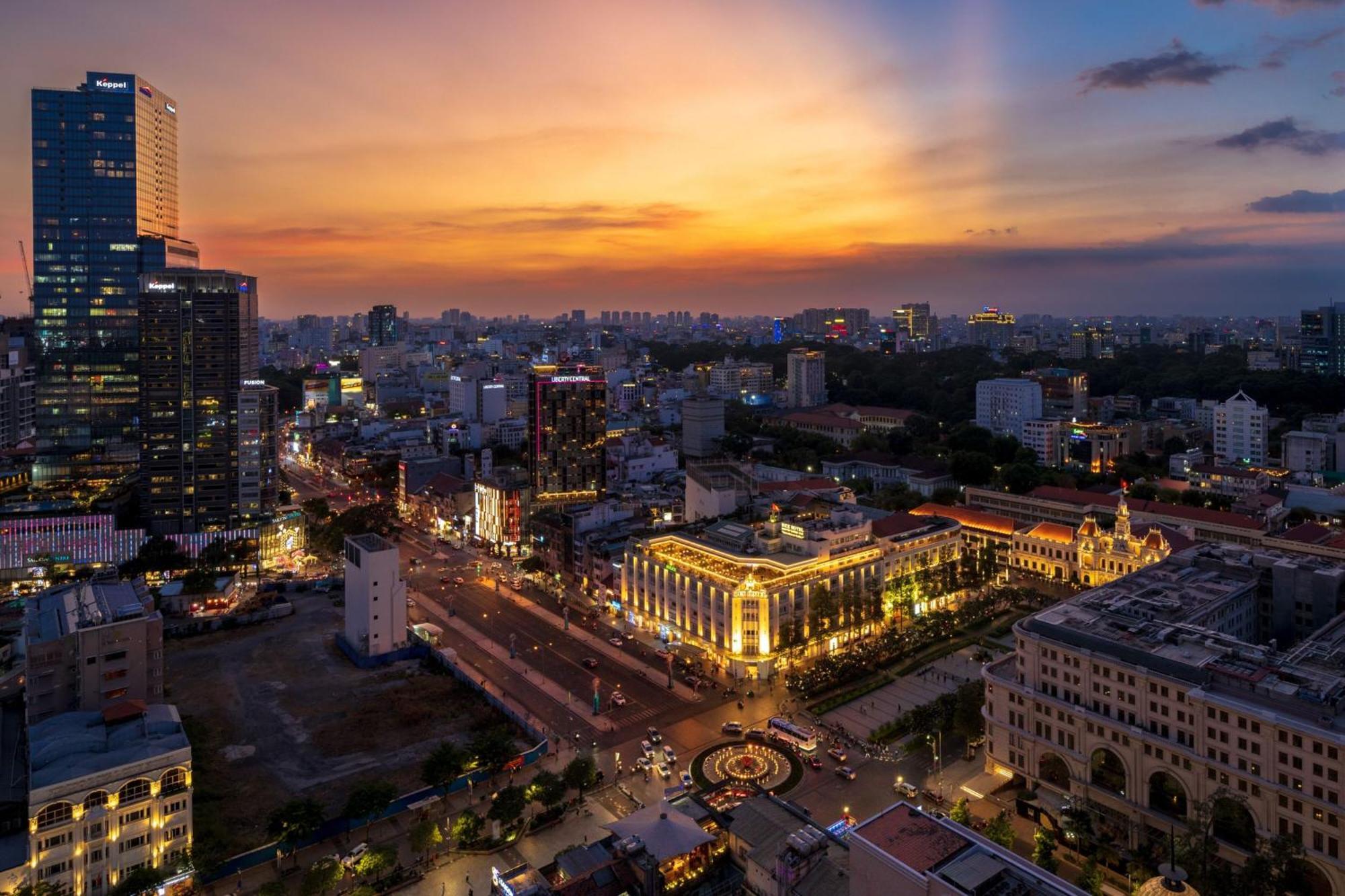 Sheraton Saigon Grand Opera Hotel Ho Chi Minh City Exterior photo