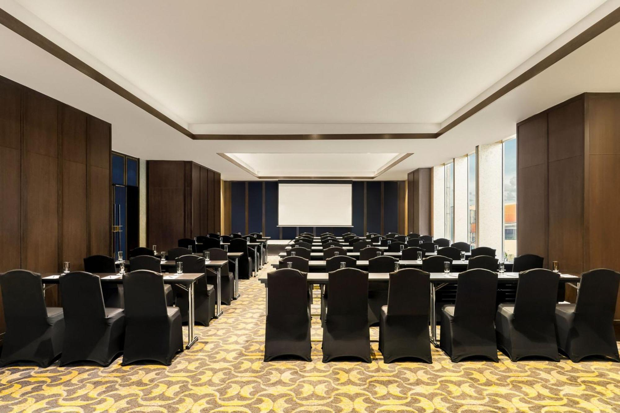 Sheraton Saigon Grand Opera Hotel Ho Chi Minh City Exterior photo