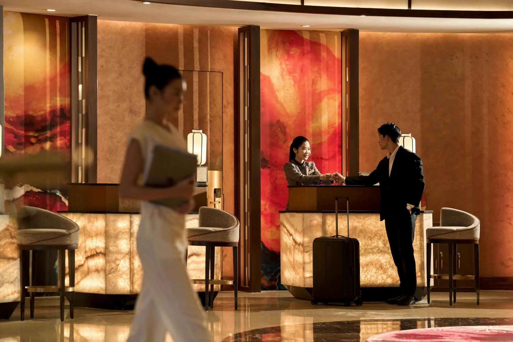 Sheraton Saigon Grand Opera Hotel Ho Chi Minh City Exterior photo